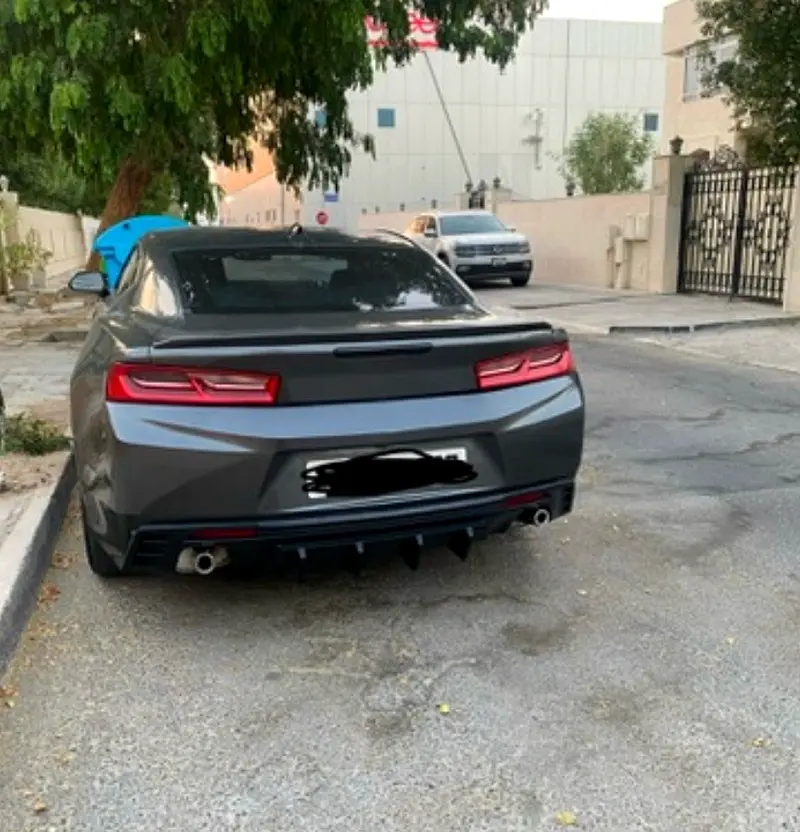 Chevrolet Camaro 2017 — photo 1 of 2