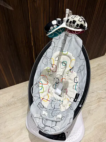 Mamaroo 4moms baby Swing