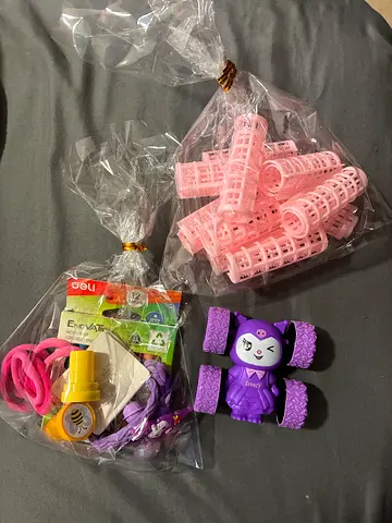 Mixed girls toy bundle — hair rollers, stretch bracelets and small toy car