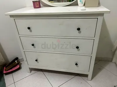 White 3-Drawer Dresser / Chest of Drawers - Good Condition