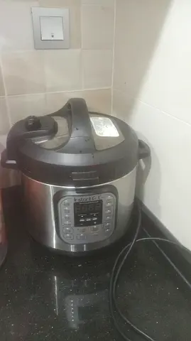 pressure cooker