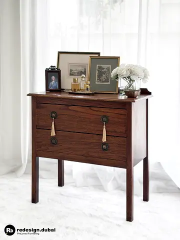 VINTAGE BRITISH COLONIAL COMPACT DRESSER or drawer or side table or console or vanity in walnut