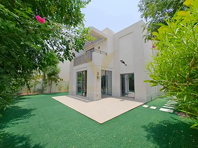 Exclusive |4BR+M | Standalone I Next to Amenities