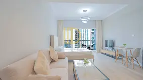 NEAR DUBAI MALL || VACANT | FULLY REFURBISHED