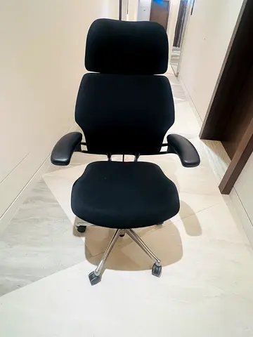 human scale office chair