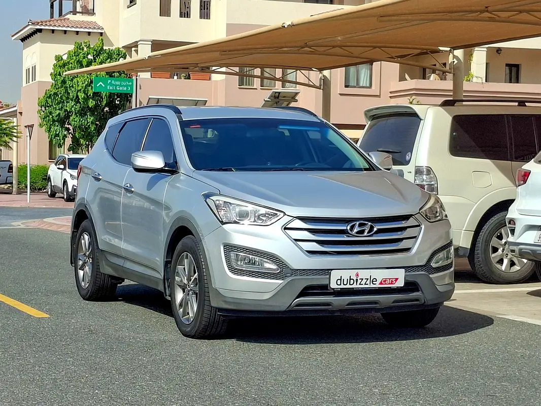 Hyundai Santa Fe 2014 — photo 1 of 14