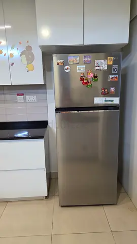 Silver single door refrigerator in good working condition
