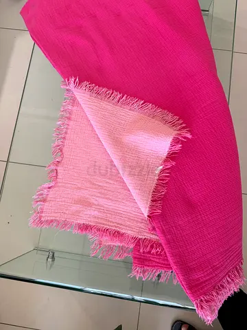 Cotton bright pink reversible blanket