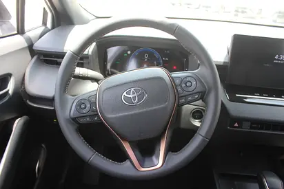 صورة 15 لـ 2026 Toyota COROLLA CROSS