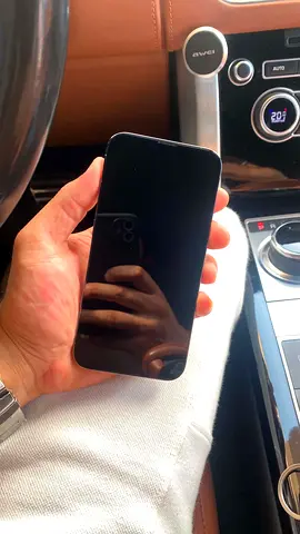 iPhone in good condition - unlocked (no charger)