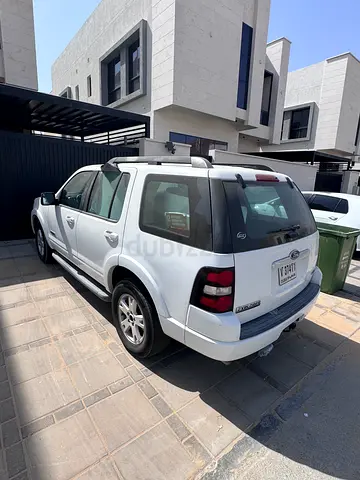 Ford Explorer XLT 2008 GCC Specs - Well Maintained SUV
