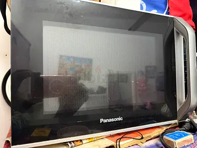 Panasonic Microwave Oven with Glass Turntable