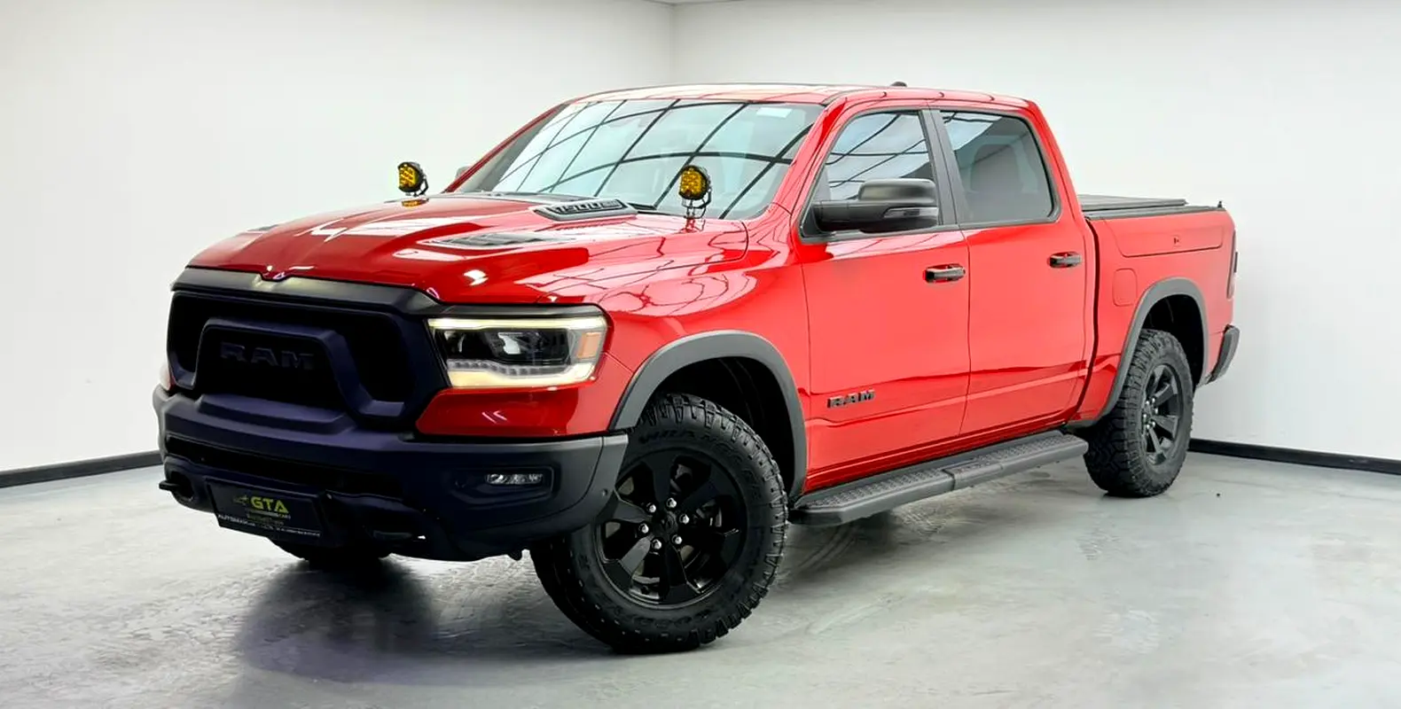 RAM 1500 2023 — photo 1 of 17