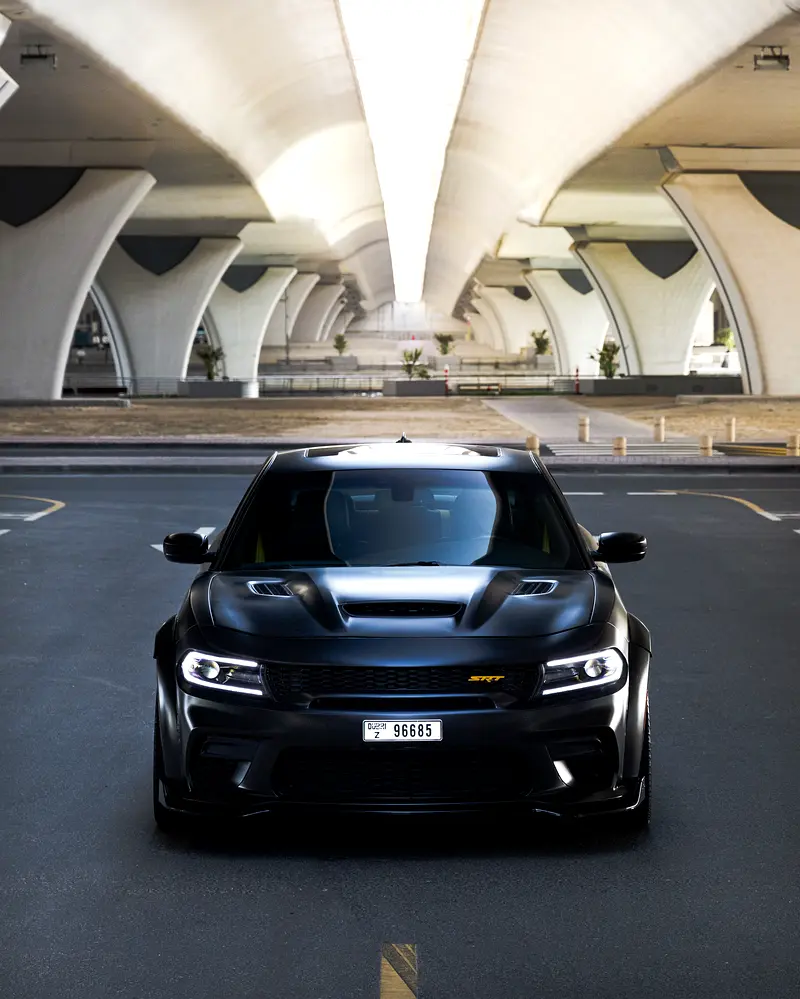 Dodge Charger 2020 — photo 1 of 14