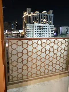 Master batroom available in al jaddaf only for female and couple 5 min walk to metro