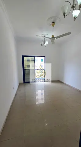 الايجارسنوي عجمان النعيميه 1شارع الاتحاد اسواق الامارات و دي دو دي البنايه عائلات غرفه وصاله  تكيف مركزي  مع بلكونه 2 حمام  تشطيبات ممتيزة مساحات كبير