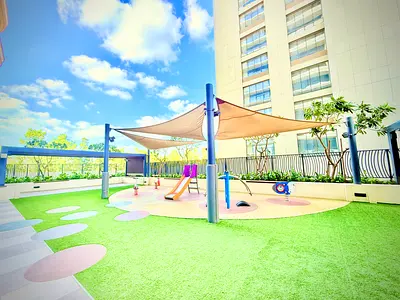 Spacious 2BR + Storage || Bright Interior and Kitchen Appliances || All Amenities