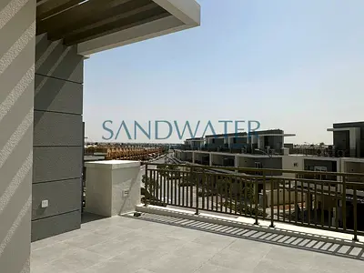 Single Row | Largest Plot | Landscaped | Corner