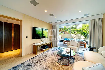 Private Pool and Garden &ndash; Furnished Villa