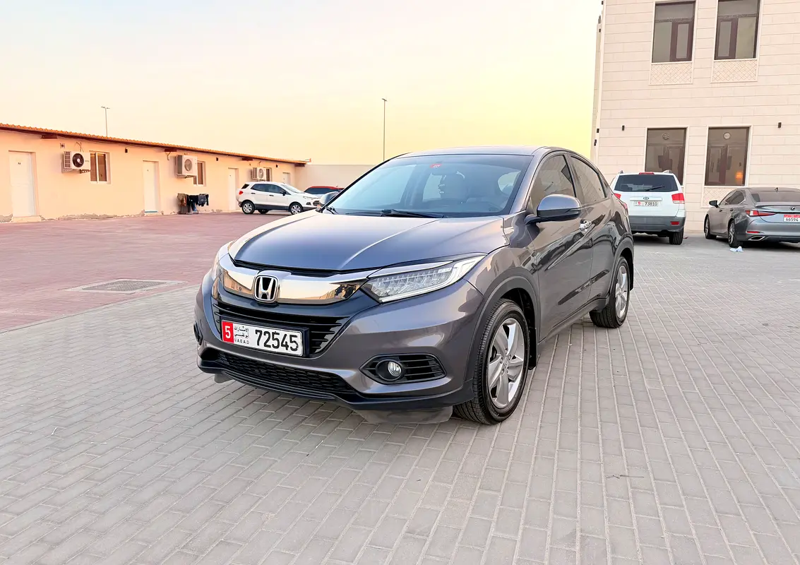 Honda HR-V 2020 — photo 1 of 15