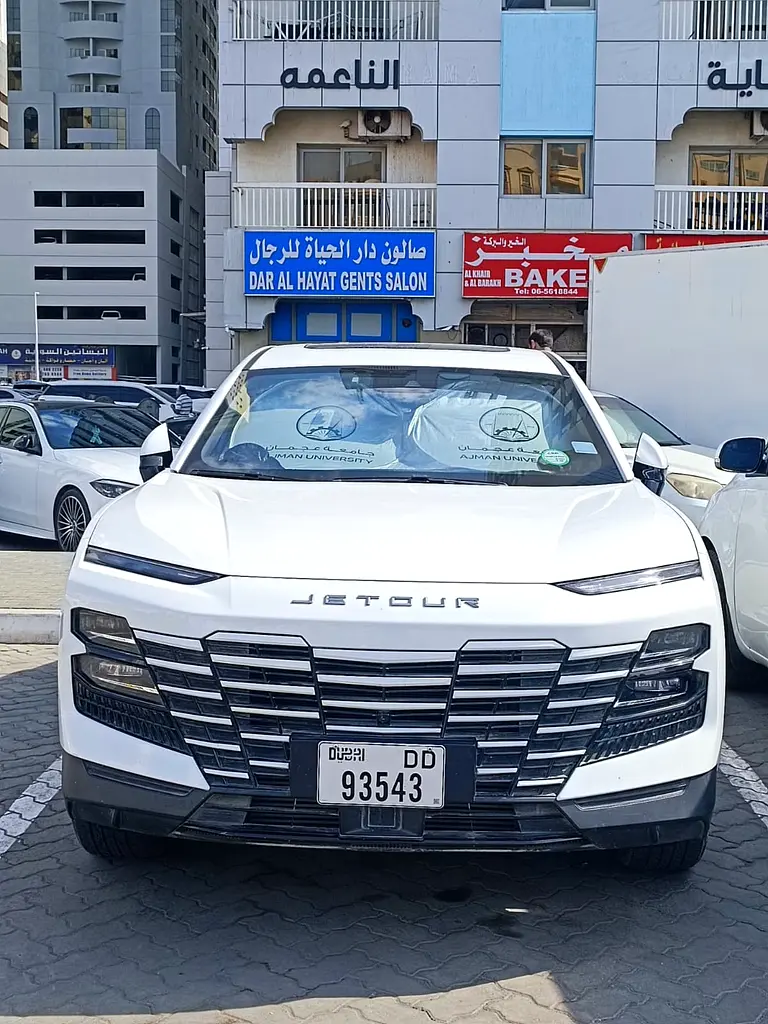 Jetour Dashing 2023 — photo 1 of 9