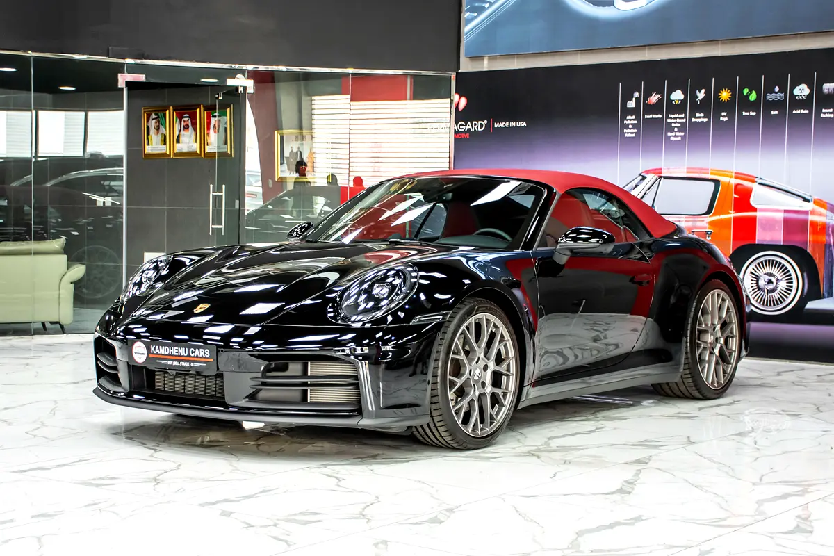 Porsche 911 2025 — photo 1 of 18