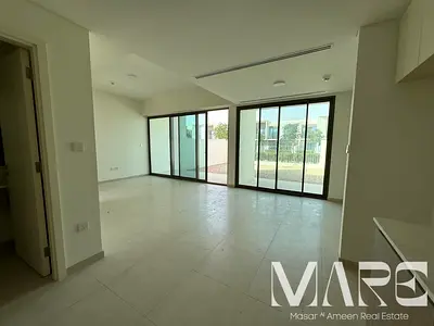 Vacant in September | Best Type in Talia