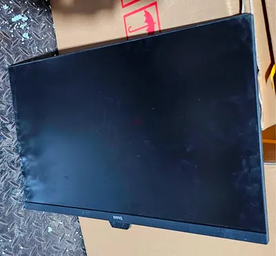 27inc IPS Display Full HD LED Monitor With HDMI + Hidrolic Stand Model BenQ GW2780