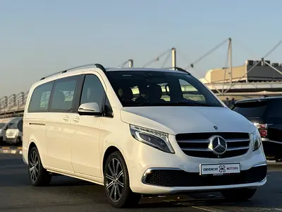 Mercedes-Benz V-Class V 250 2022 GCC Specs Luxury MPV