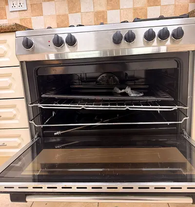 Tecnogas used 5 Burner Gas Cooker with Large Oven 60/90 cm