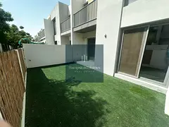 UNFURINSHED 3 BED PLUS MAID VILLA | SINGLE ROW NEAR TO POOL