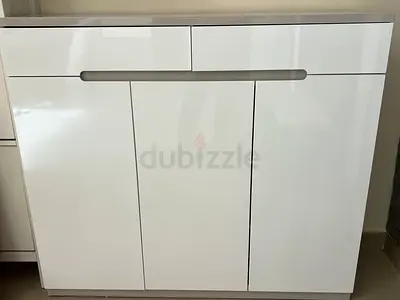 White Glossy Shoe Rack