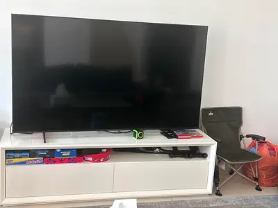 TV stand with 2 large drawers