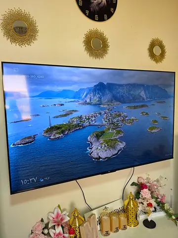 65-inch LED Smart TV in excellent working condition