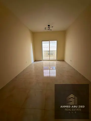 فرصه ثاني ساكن / غرفه ماستر /صاله كبيره/ مطبخ مغلق واسع /بلكونه / 2 حمام / جيم مجاني / لوكيشن مميز جدا قريب لجميع الخدمات / سعر مميز / تسهيلات الدفعات