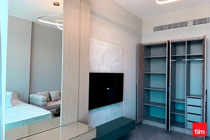 Fully Furnished | Vacant | Park View