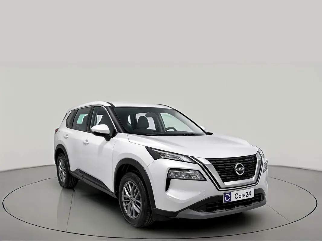 Nissan X-Trail 2023 — photo 1 of 13