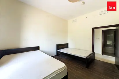 Terrace | Vacant | Close To Metro | Closed Kitchen