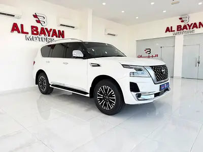 نيسان باترول بلاتينيوم V6 ابيض / عنابي. 2023 المسعود