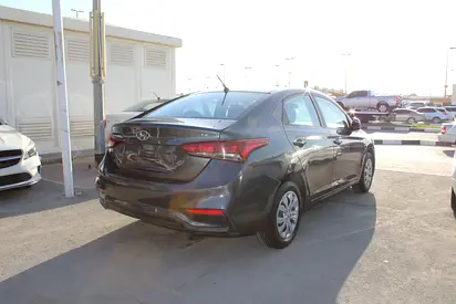 2020 Hyundai ACCENT — миниатюра 5