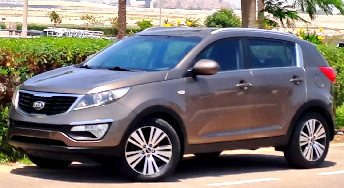 Kia Sportage 2016 — photo 1 of 12