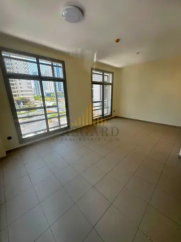 Spacious 3BR | Ready to Move In | High floor