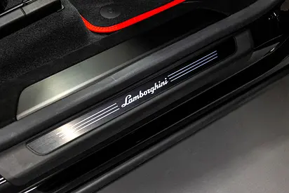 صورة مصغرة 16 لـ 2023 Lamborghini URUS