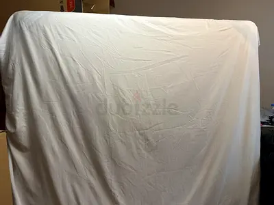 Queen-size 160x200 mattress in good condition - firm support