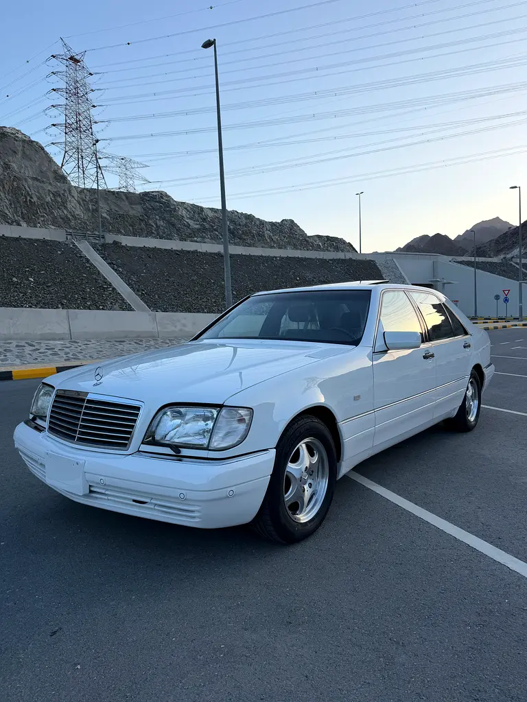 Mercedes-Benz S-Class 1998 — photo 1 of 16