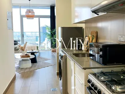 Higher Floor | Luxury Living | Skyline View