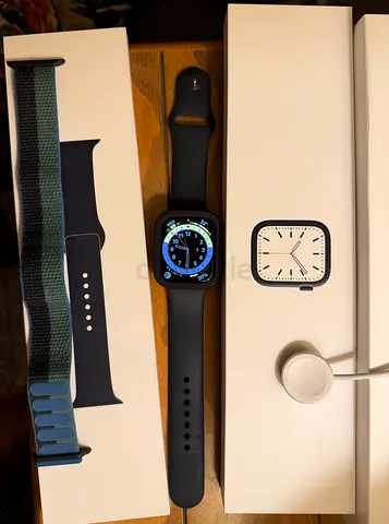 Apple Watch Series 7 GPS (45mm) – Excellent Condition | Original Accessories Included