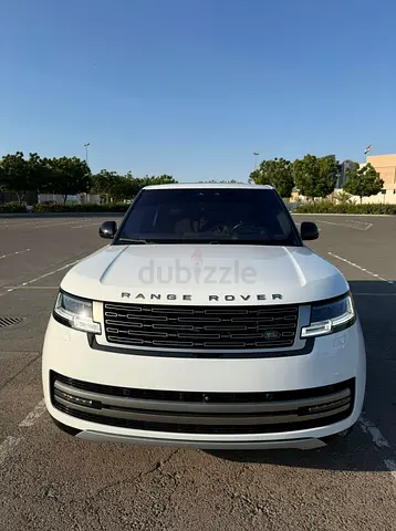 2023  Range Rover Vogue HSE P530 | GCC Specs | Excellent Condition under dealer warranty