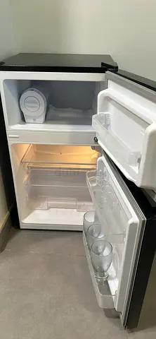 Compact mini fridge with freezer - good condition