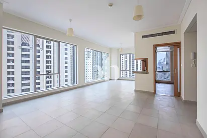 Exclusive | High Floor | Sea View | Well Kept